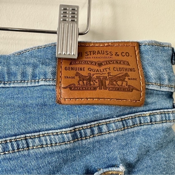 Stretchy High-Rise Wedgie Skinny Ankle Length Jean - Levi's Premium - Picture 11 of 14